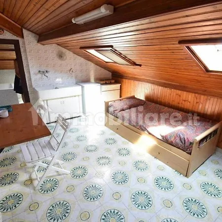 Monolocale Mansardato Apartment